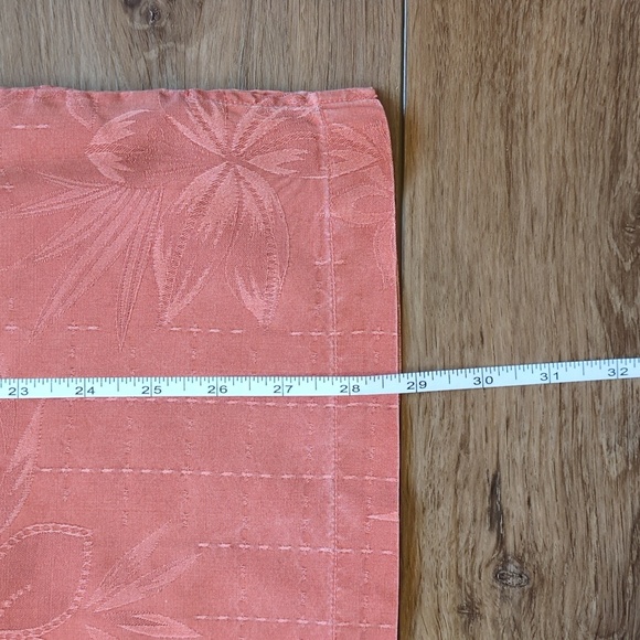 Tommy Bahama 100% Silk Hawaiian Short Sleeve Shirt - Salmon Tropical Floral - L - Picture 9 of 10